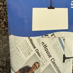 Large Magnifying Glass With Stand 