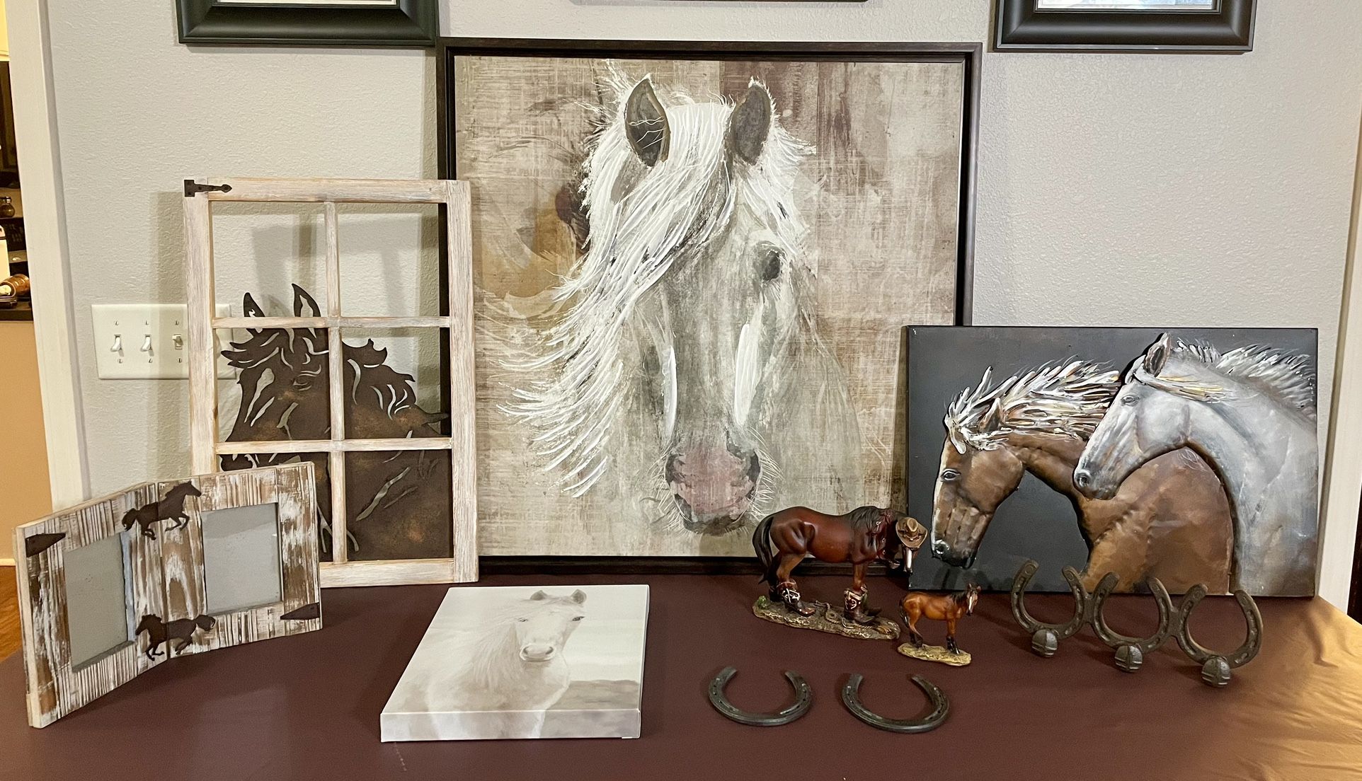 Horse Decor 10 Pieces
