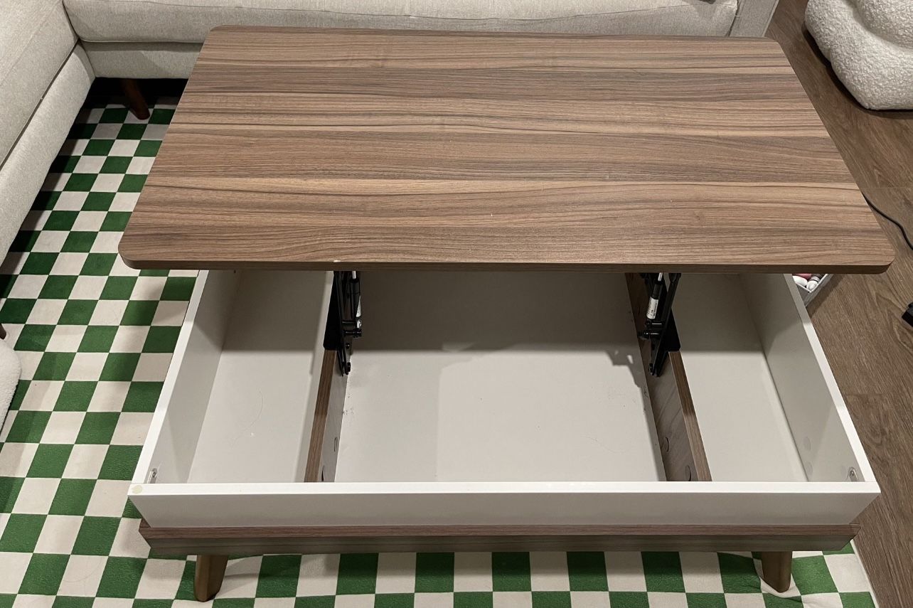 Lift Up Coffee Table - $60