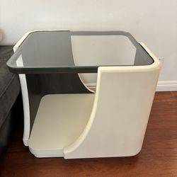 Blanc End Table 
