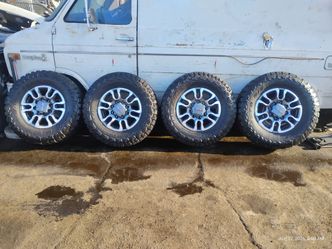GMC 18 inch wheels