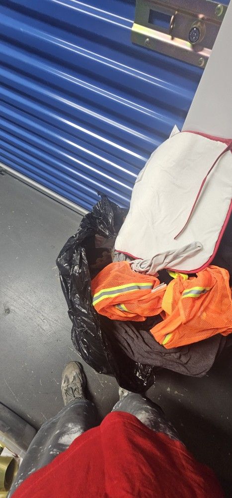 Big Box Glothin large bag of mixed clothes in good condition different sizes