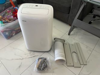 Toshiba portable air conditioning like new 8.000 btu only used 1 time but my kid lost the remote work great comes with windows attachment asking $150