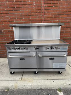 Dukers DCR60-4B36GM 60" 4 Burner Gas Range w/ Griddle - (2) Standard Ovens