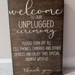 Rustic Wooden Wedding Decor