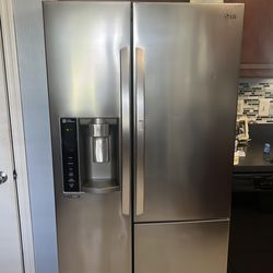 LG double door fridge/freezer