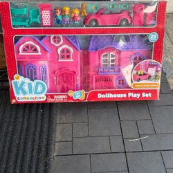Dollhouse Set 