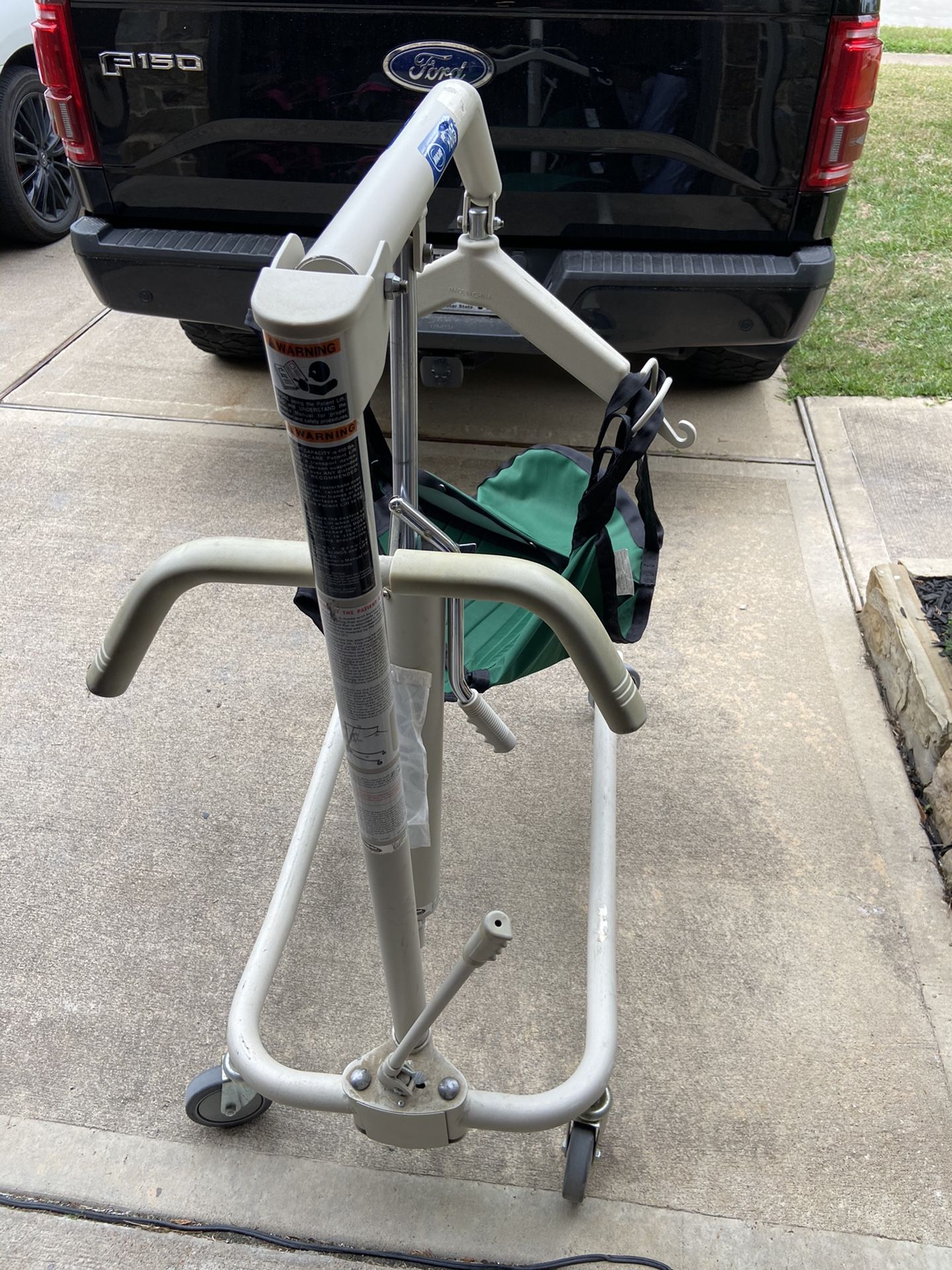 INVACARE 9805P Hoyer Lift for Sale in Rosharon, TX OfferUp