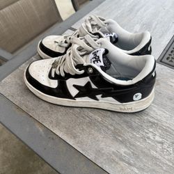 Nike Bapestas Size 9.5