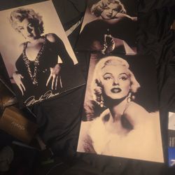 3 canvas print  portrait of Marilyn Monroe