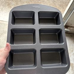 Moving Sale!! Baking Pan For Bars