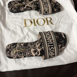 Women’s sandals Dior