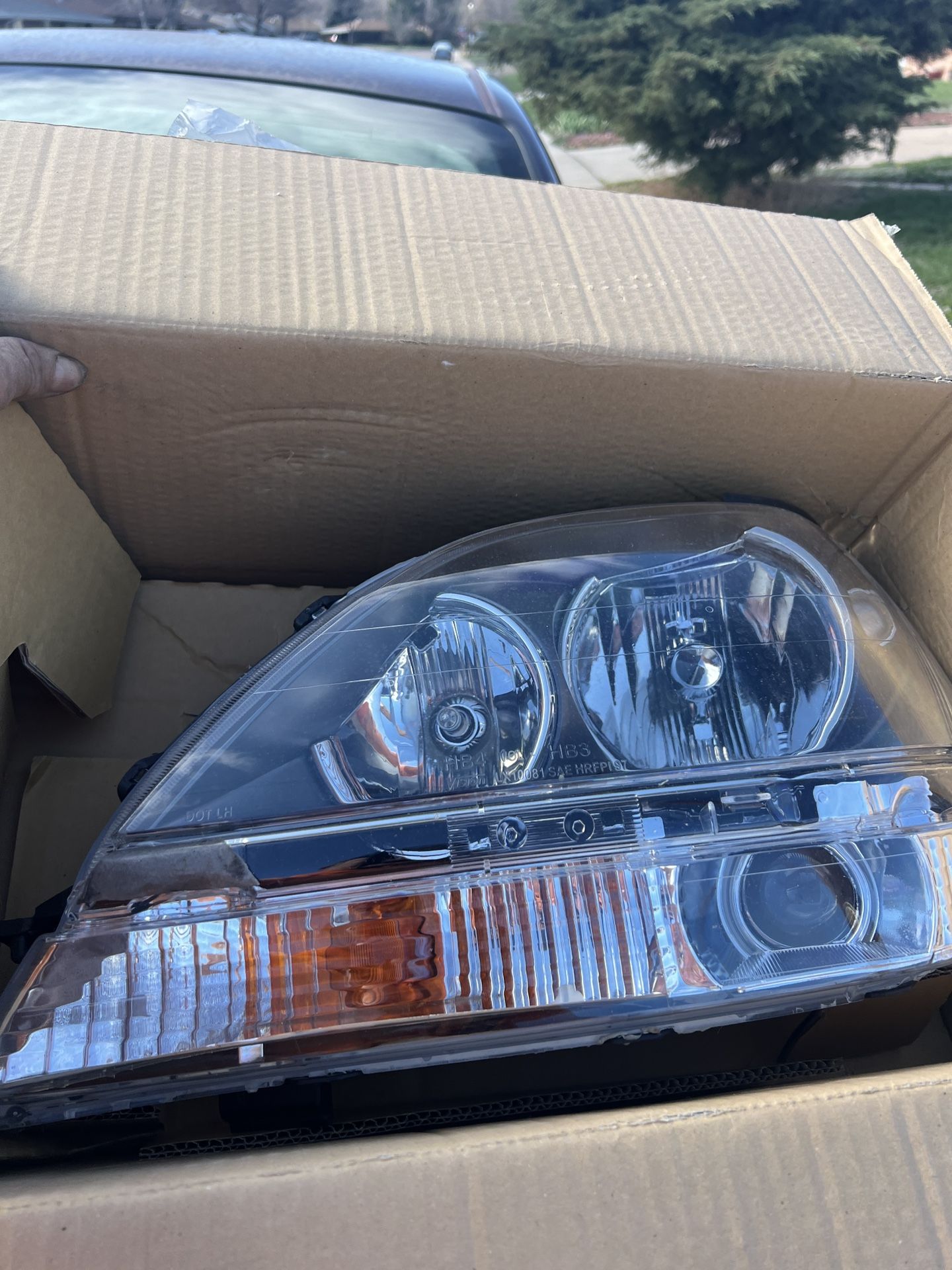Lexus Headlight