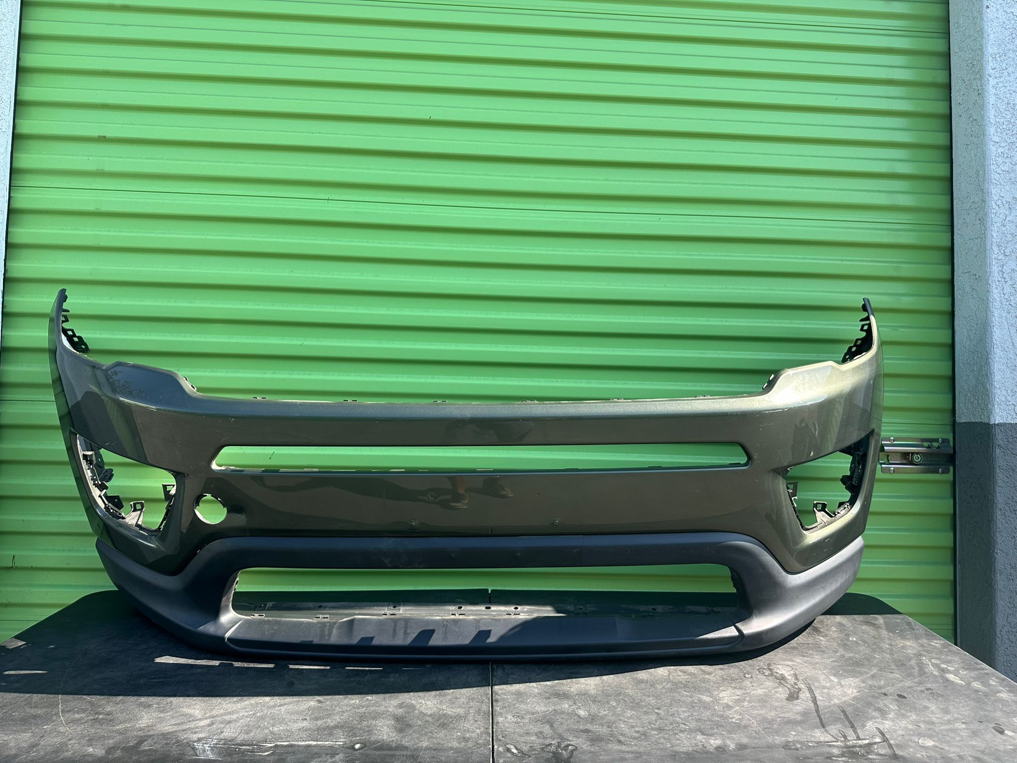 2018-2019 - 2020-2021 JEEP COMPASS FRONT BUMPER COVER OEM