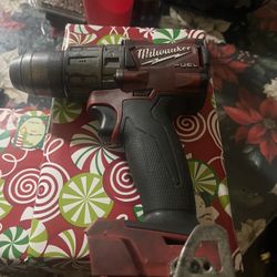 Milwaukee Drill With Battery 