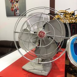 Vintage 12” fan from The 60s 👍