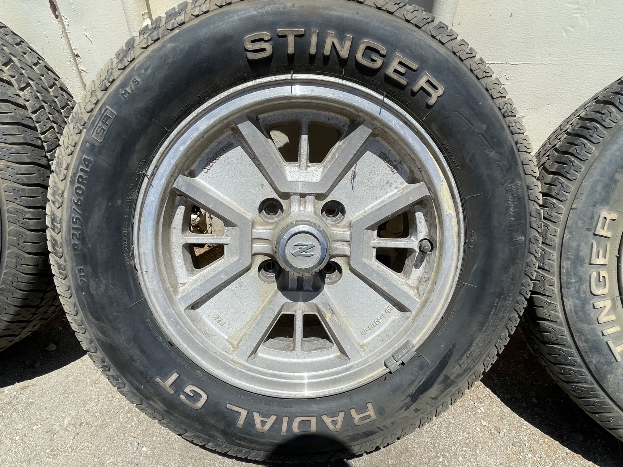 SET 4 NISSAN 280ZX Alloy Wheel 4-Spoke 40300-P7100 DATSON SET 4 NISSAN 280ZX Alloy Wheel 4-Spoke 40300-P7100 DATSON