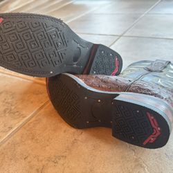 Brand New - Ostrich Leather - Handmade Cowboy Boots 