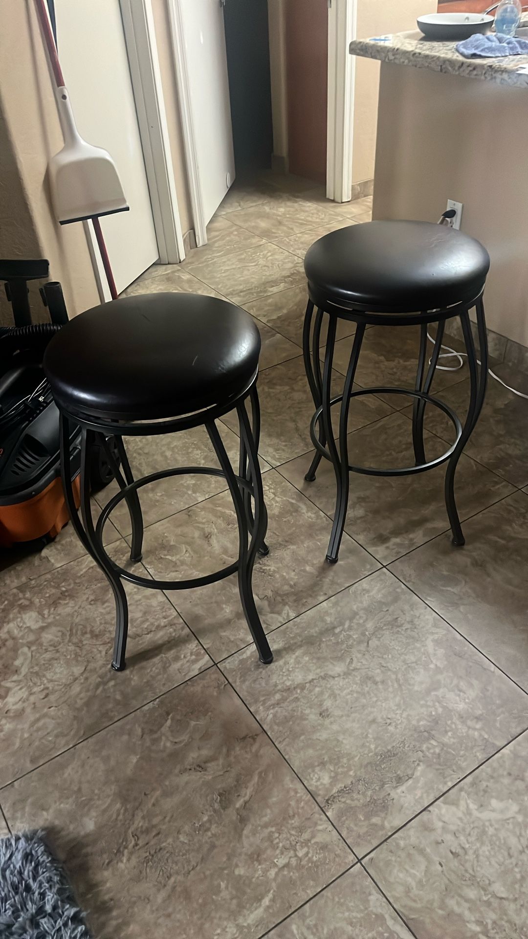Bar Stools 