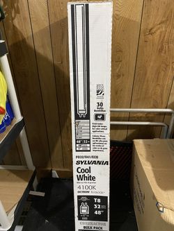 SYLVANIA 48” 32w COOL WHITE 4100k T8 BULBS(new)