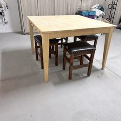 Pub Table Solid Wood With 4 Barstools 