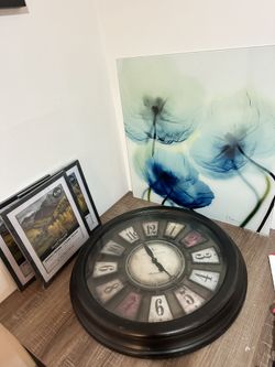 Miscellaneous Items/Decor//NOT FREE