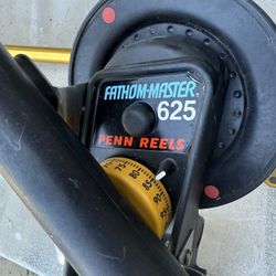 Two Penn  Fathom-Master 625 Down Riggers