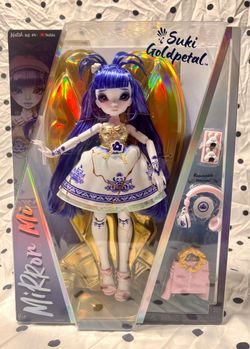 Mirror MiRRor Suki Goldpetal Doll