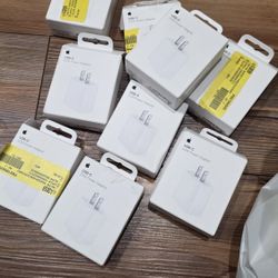 Apple 20W USB-C Power Adapter