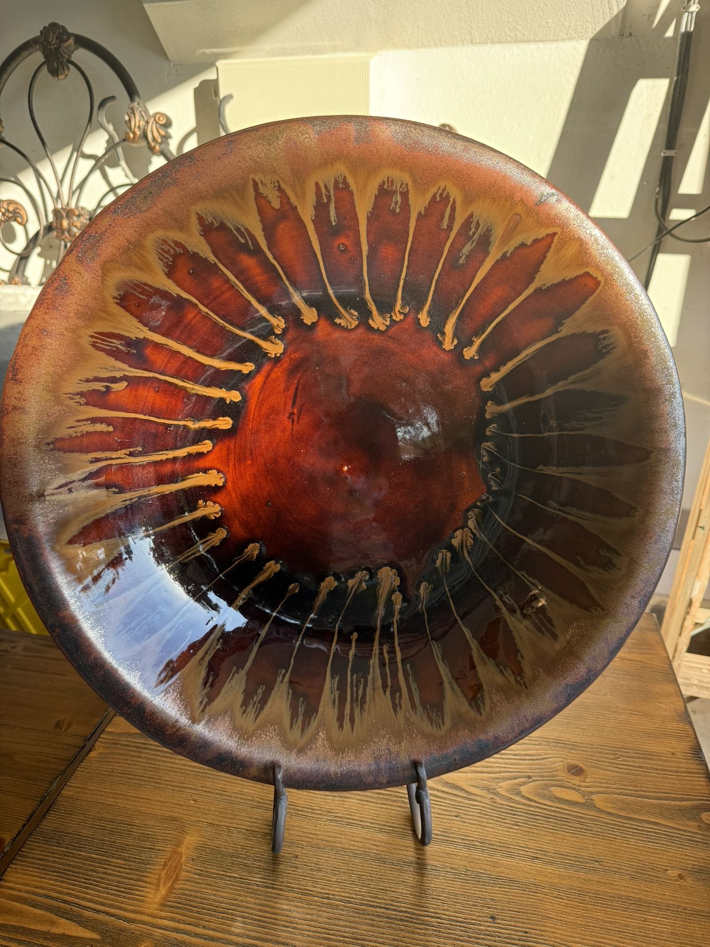Decorative Bowl With Stand