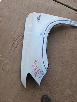 Volkswagen taos left fender oem