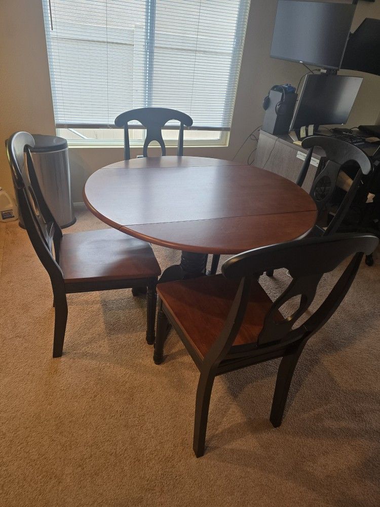 Brown With Black Trim 4 Seat Dining Table