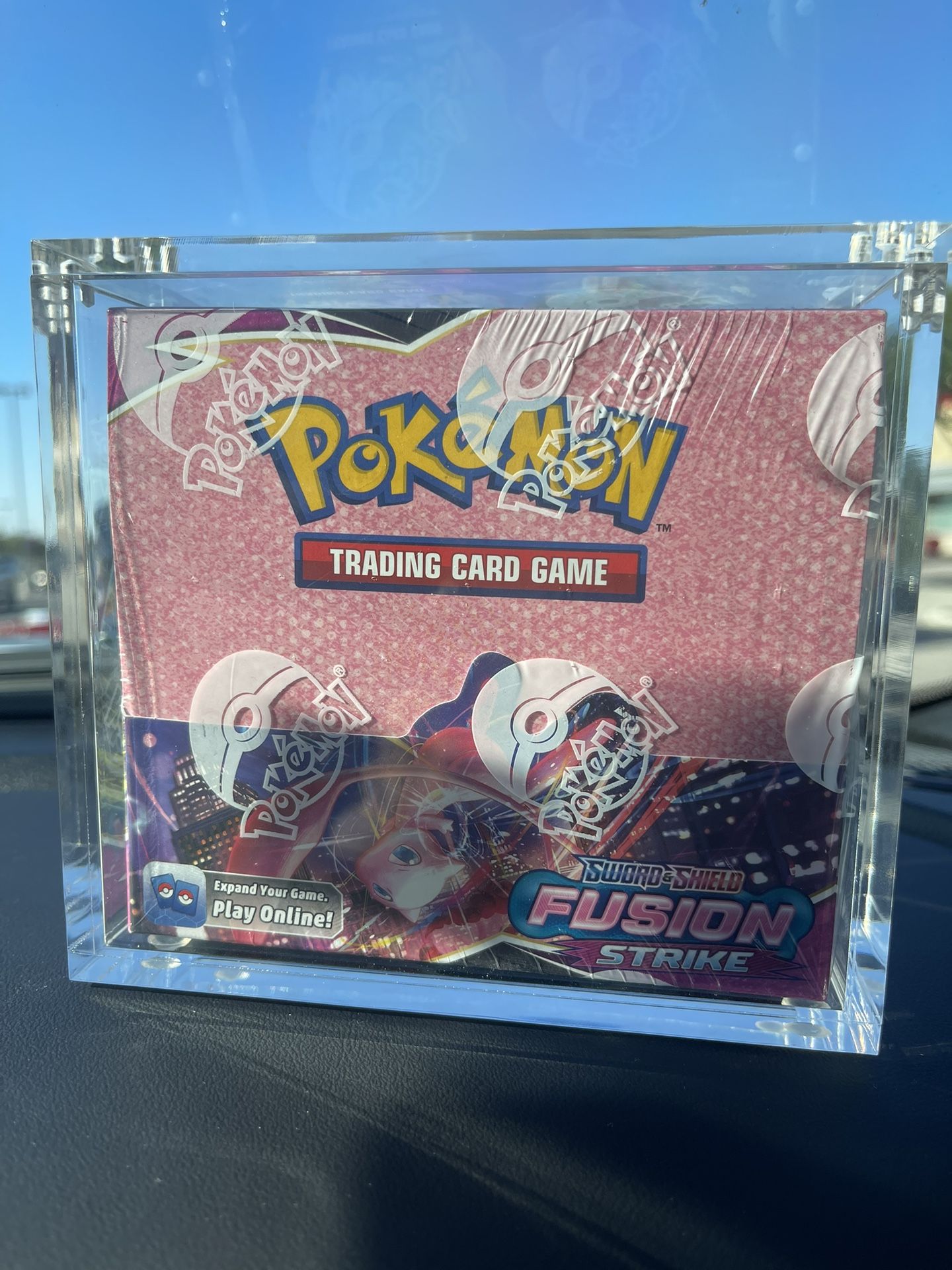Fusion Strike Booster Box - MINT FS/NFT