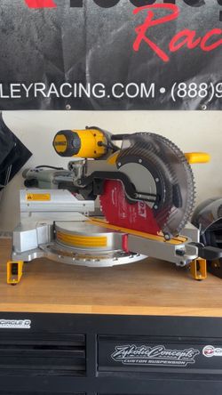 Dewalt 12” sliding miter saw