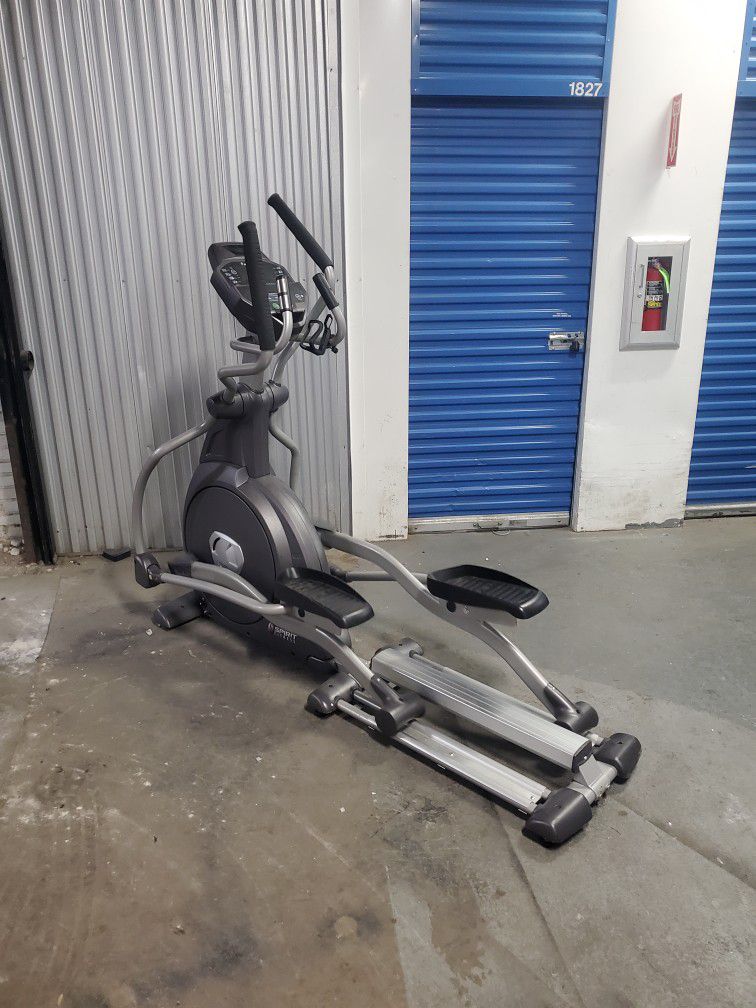 Spirit CE800 Elliptical Local Delivery Available 