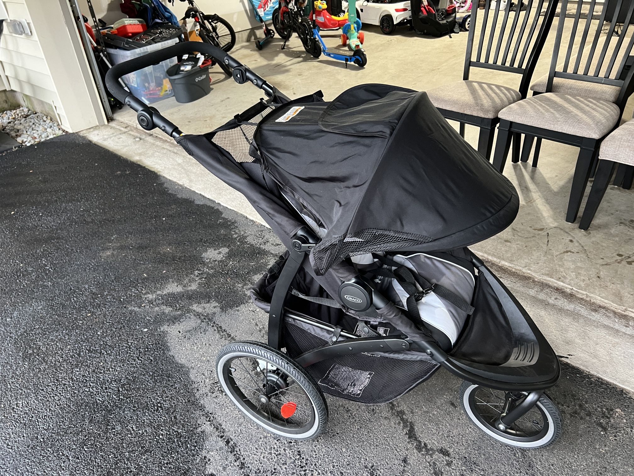 Foldable Stroller**Barely Used**