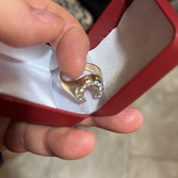 $450 FIRM 14 karat men’s Gold and 10 Diamond horseshoe ring UPDATE 🍀 
