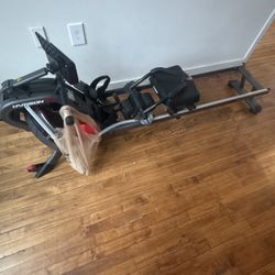 Like-New HARISON  Water Rowing Machine – Ready to Use!