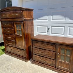 Dresser set