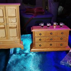 Vintage Miniature Dollhouse Furniture 