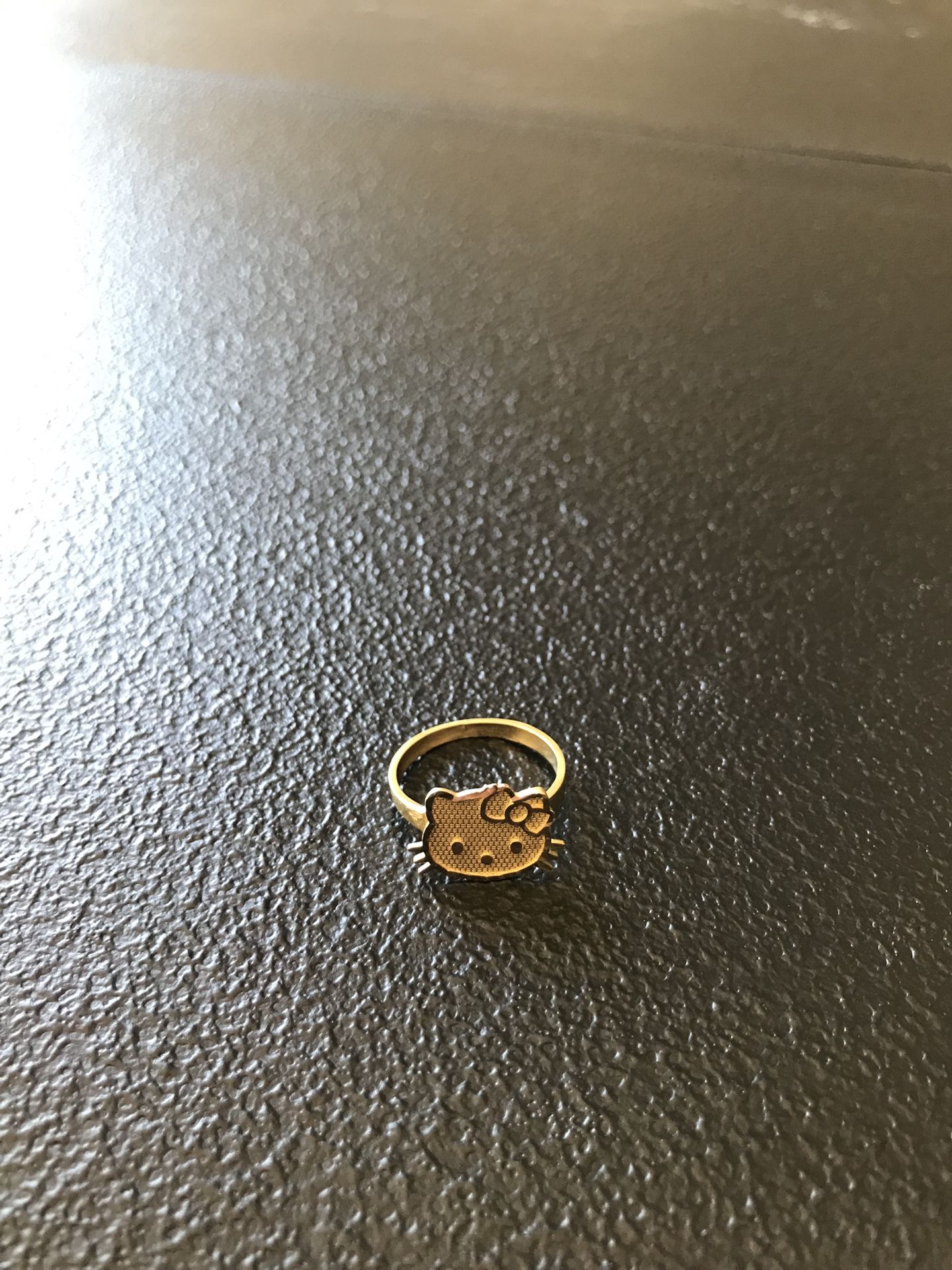 10k / 10k Gold / Oro / Yellow Gold / 10k Hello Kitty Ring / Gold Hello Kitty Ring / Size 7 Ring