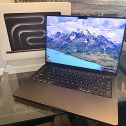 Apple 2024 MacBook Pro Laptop with M4 chip with 10‑core CPU and 10‑core GPU: Built for Apple Intelligence, 14.2-inch Liquid Retina XDR Display, 16GB U