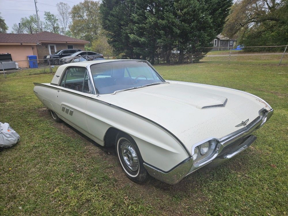 1963 Ford Thunderbird