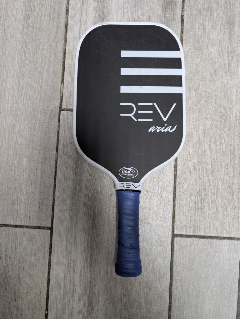 Rev Aria 16 mm Pickleball Paddle
