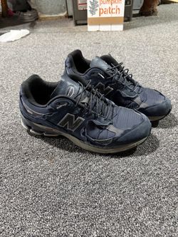 Men’s new balance 2002R navy blue/grey