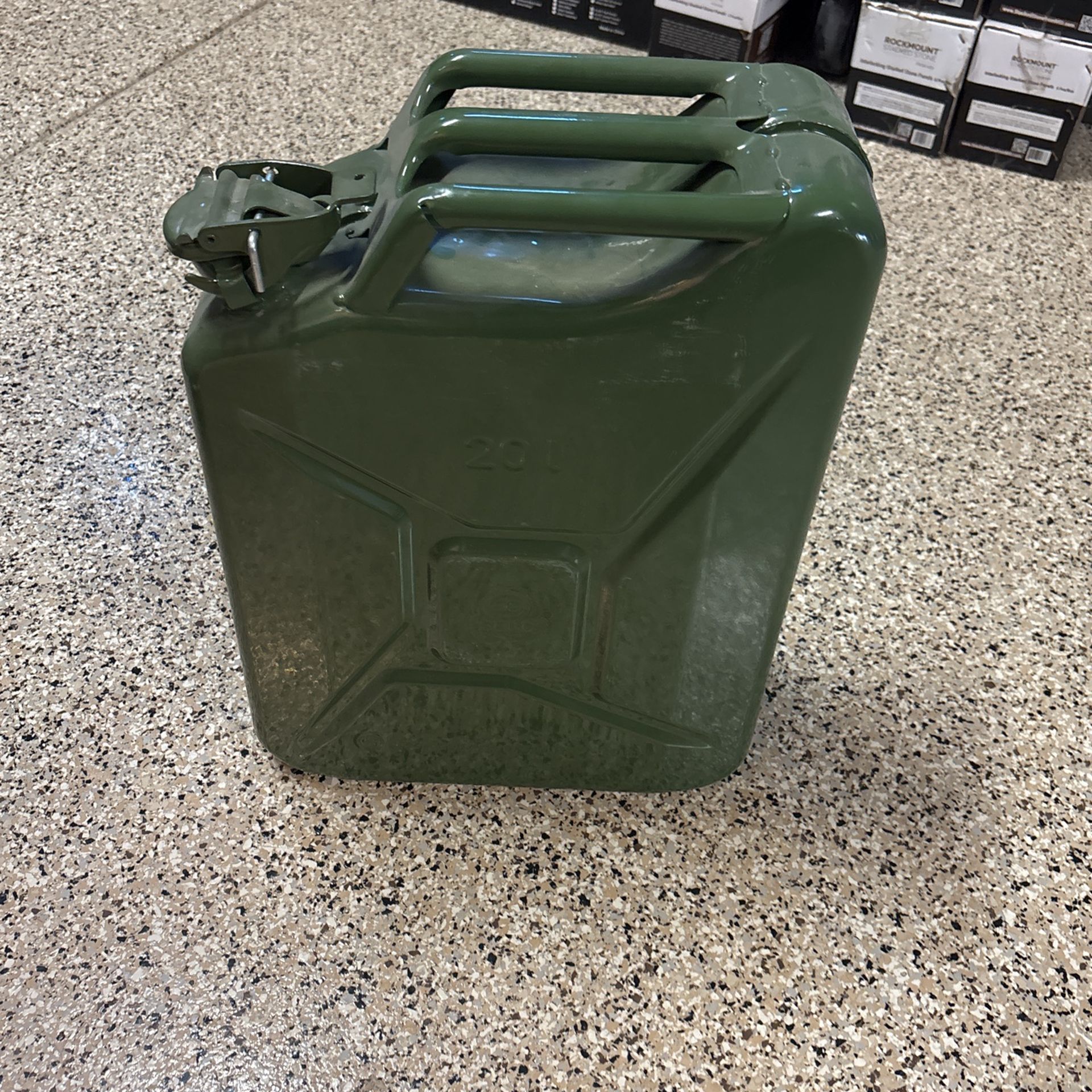 (5) GELG 20L Jerry cans - $250
