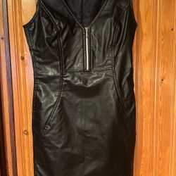 Black Party dress Size L,but Is good For m