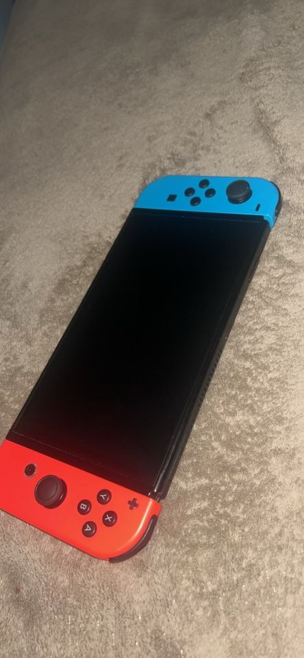 Nintendo switch OLED ( New)