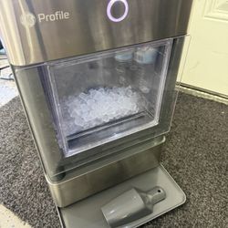 GE Opal Nugget Ice Maker
