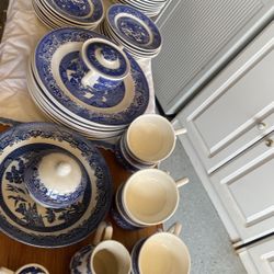 Antique Willow Wear Royal Blue China